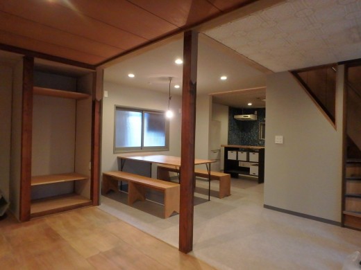 BEEHIVE HOUSE