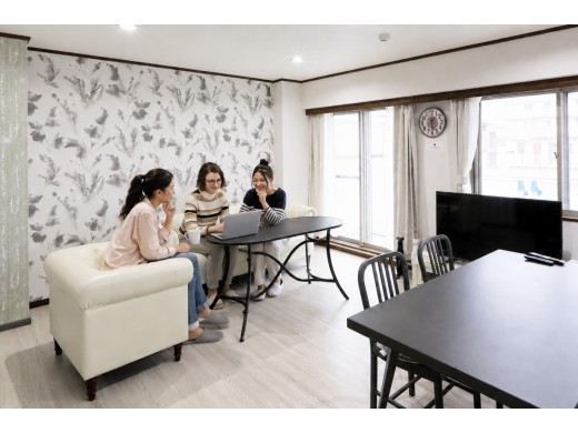 C's share(Si:s) Umeda5 Chayamachi