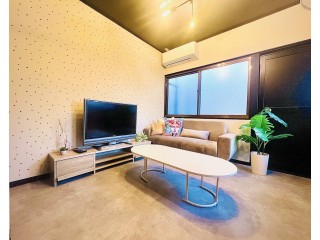 Guest House Bank recommends Nook Noir